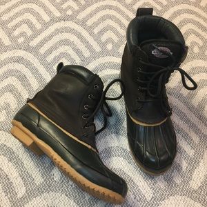 RUGGED OUTBACK Men’s Thermolite DuPont Duck Boots, Size 5